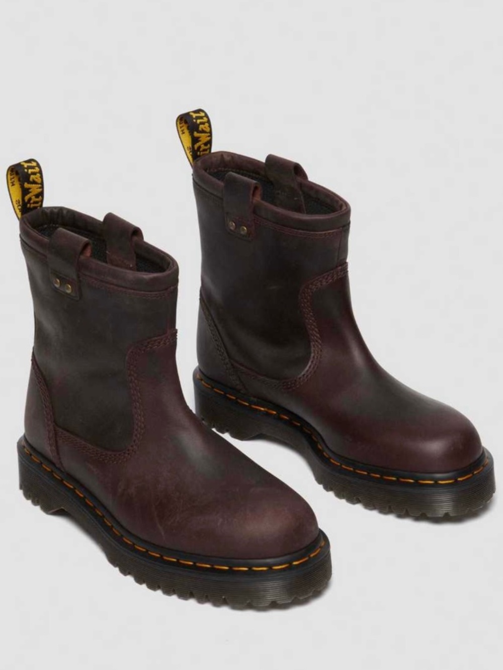BNIB Dr. Martens Anistone Lo 38/7